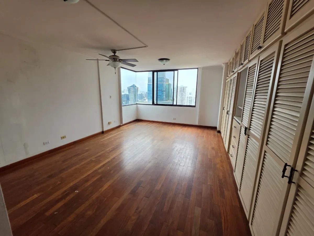 Apartment for Sale at PH Marbella Tower II, Bella Vista