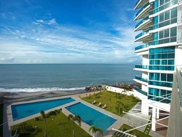 Move-in ready! Spectacular Apartment at Royal Palm, Nueva Gorgona