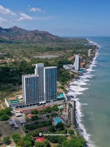 Move-in ready! Spectacular Apartment at Royal Palm, Nueva Gorgona