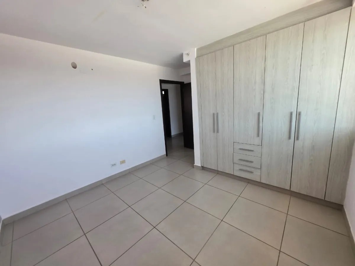 Apartment for Sale at PH Kings Park T400