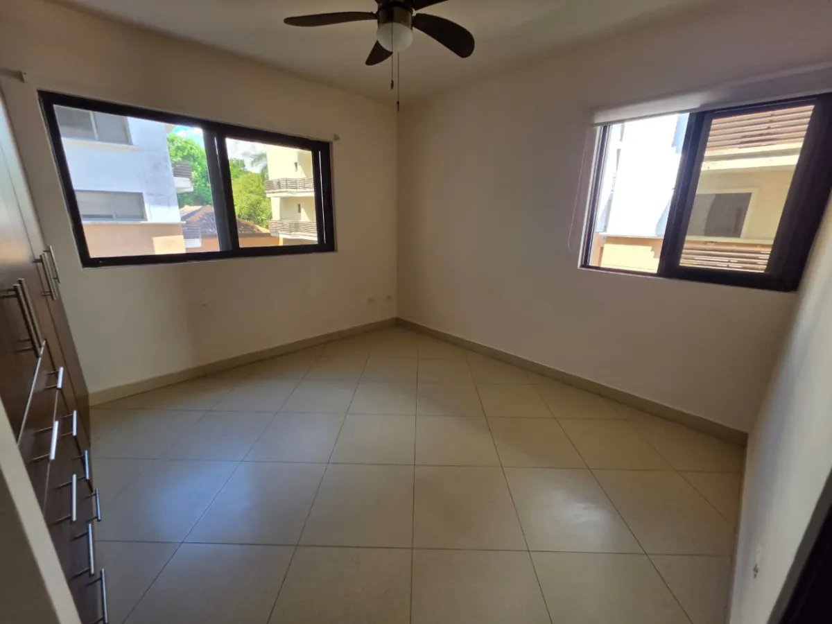 Apartment for Sale – PH Embassy Club, Condo 2, Ancón
