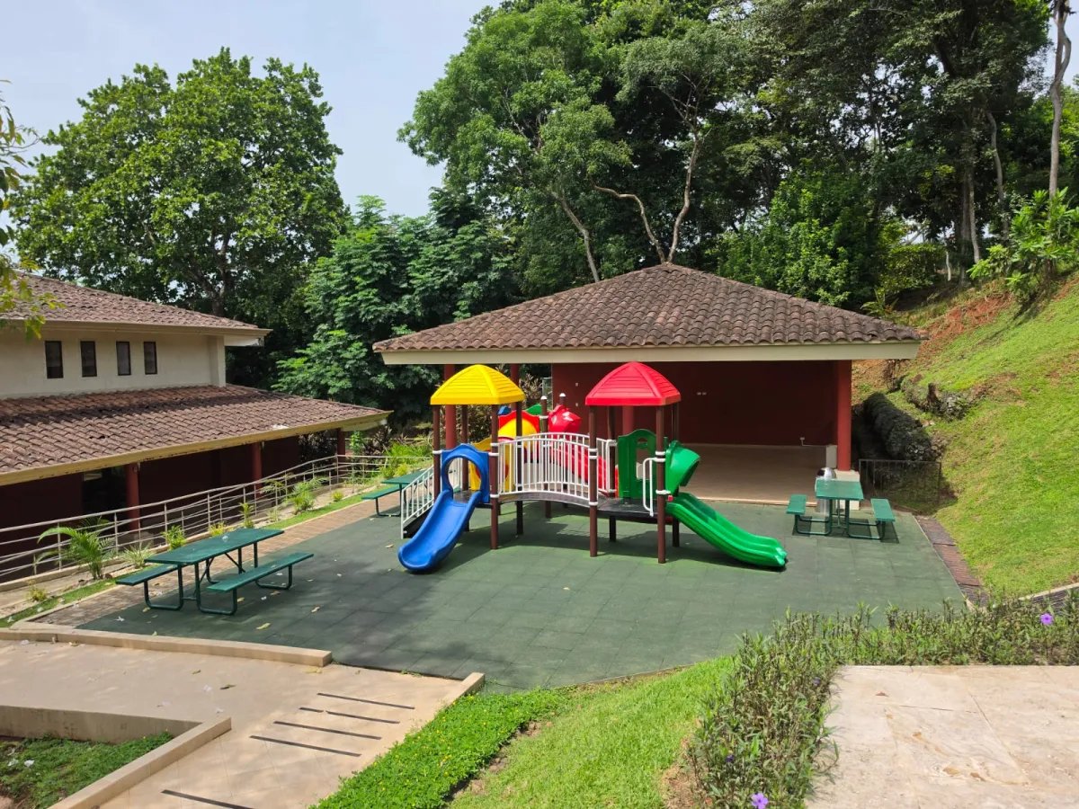 Apartment for Sale – PH Embassy Club, Condo 2, Ancón