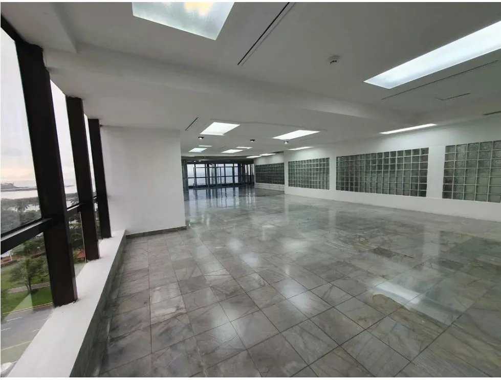 Office Rental in BAC Tower, Ave. Balboa. Panama City. EL