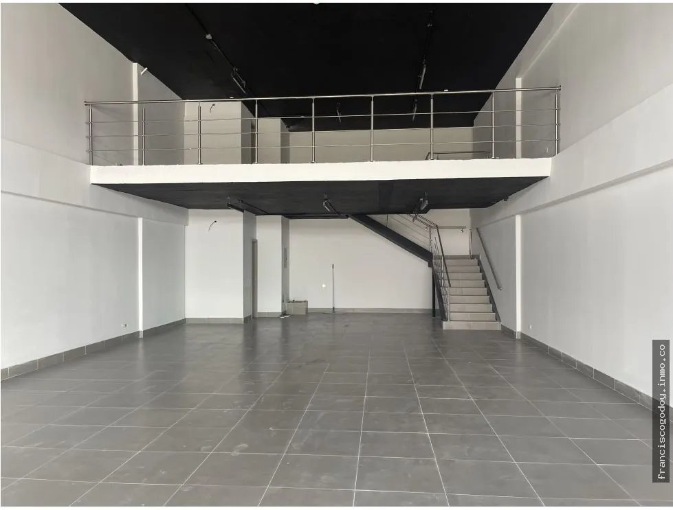 COMMERCIAL SPACE FOR RENT - VIA BRASIL