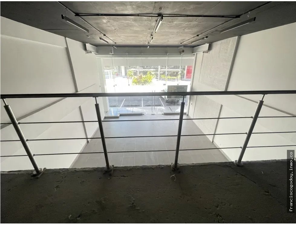 COMMERCIAL SPACE FOR RENT - VIA BRASIL