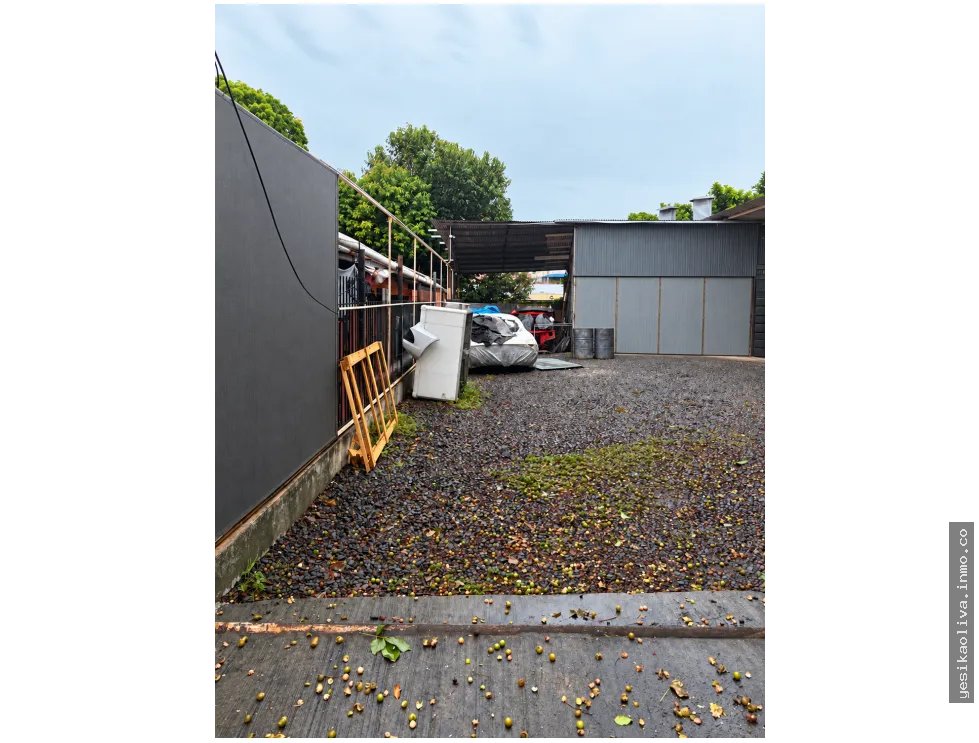 Sale of Land with Workshop Shed in El Ingenio Betania