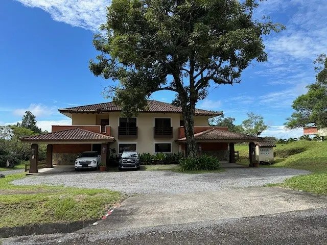 Hermosa Casa Hacienda amoblada en Planta Baja (PB) - Blue Sky, Boquete Country Club