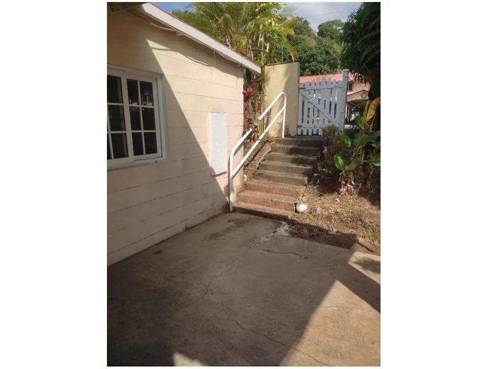 Venta de casa en Villas de Howard. MY