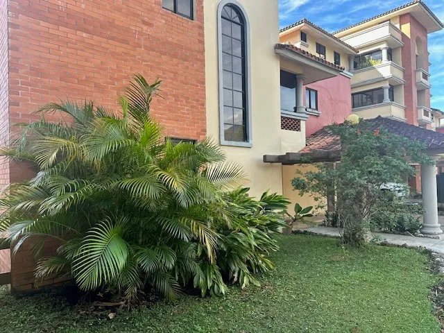 Casa Amoblada en Boquete Country Club – Mountain View  282 m²