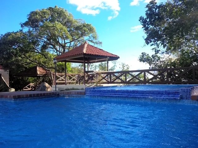 Casa Hacienda en Boquete Country Club  200 m² con Enorme Lote de 1,704 m² y Altillo