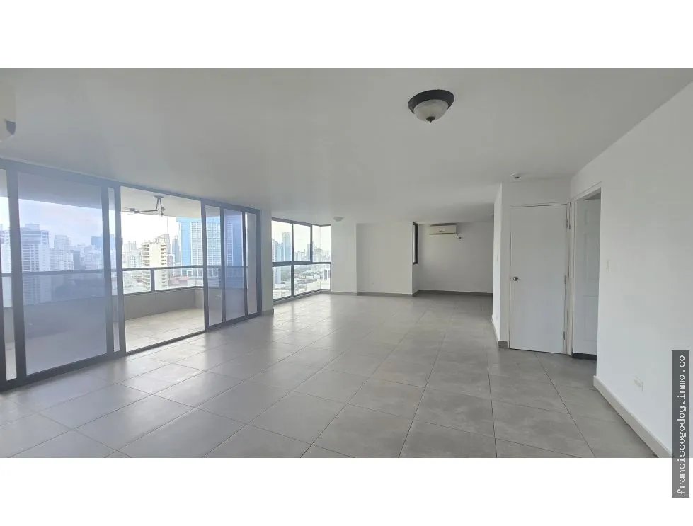 Apartamento à Venda em Punta Paitilla