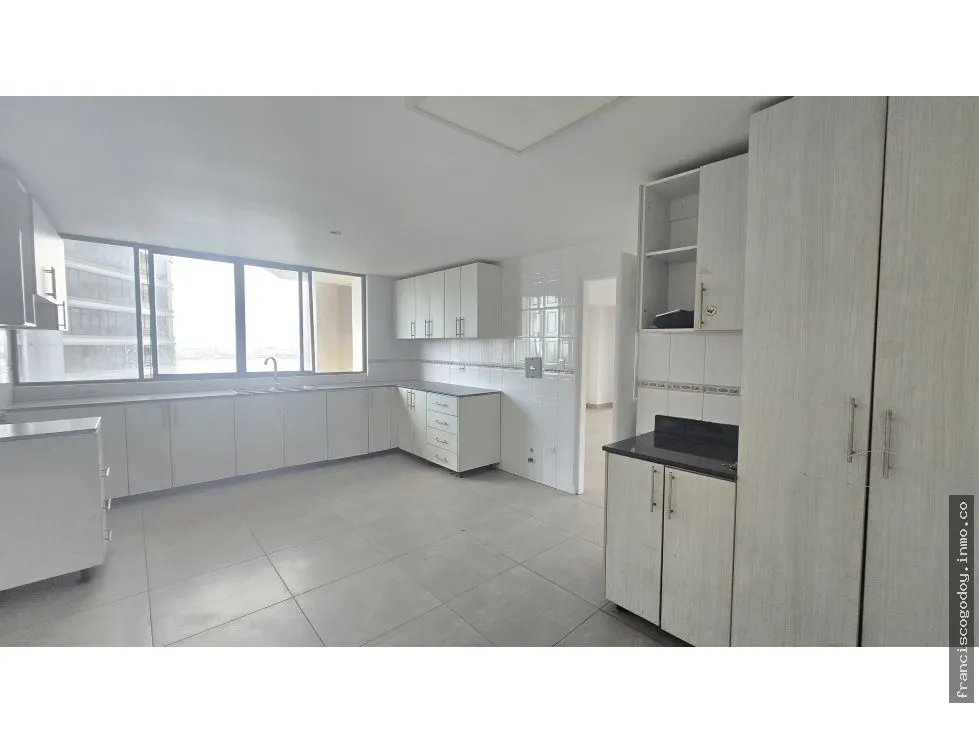 Apartamento à Venda em Punta Paitilla
