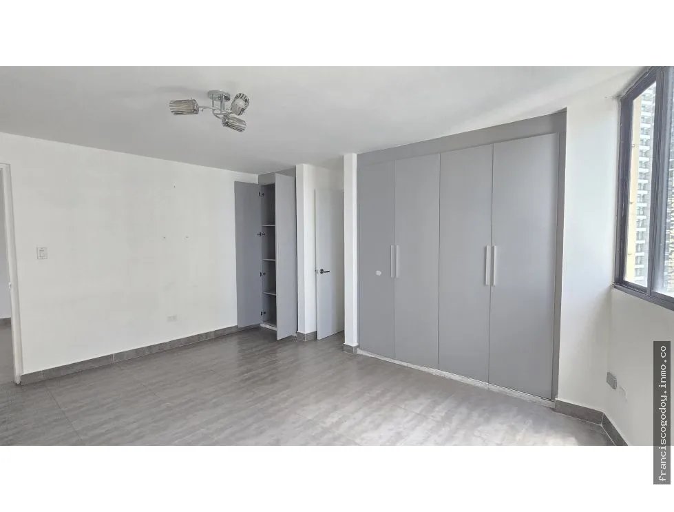 Apartamento à Venda em Punta Paitilla