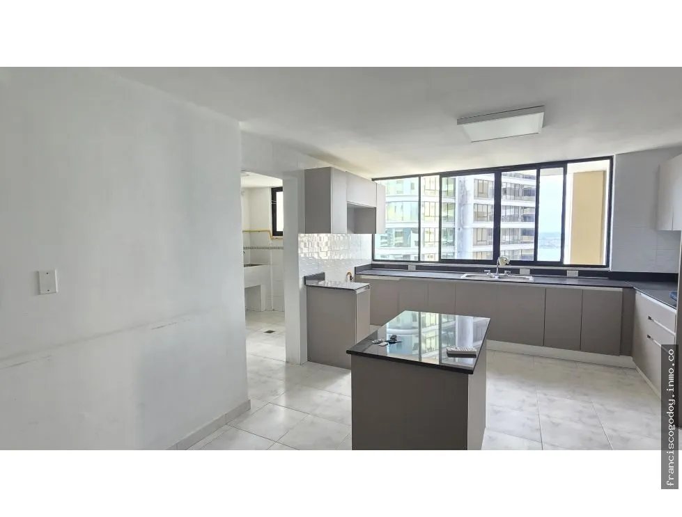 Apartamento à Venda em Punta Paitilla