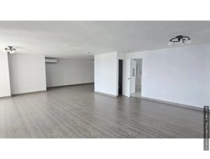 Apartamento à Venda