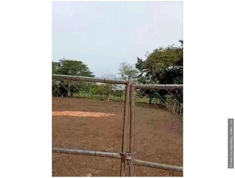 Terreno à Venda em Los Santos