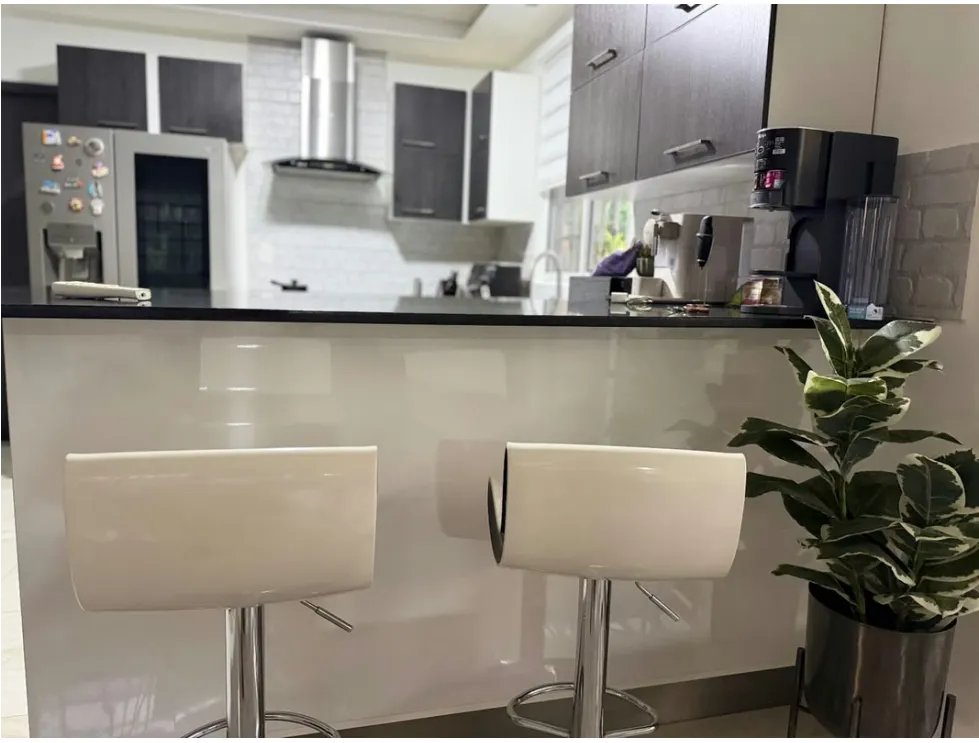 SELLING COMPLETELY REMODELED HOUSE – NUEVO PANAMÁ SUBDIVISION, CHANIS