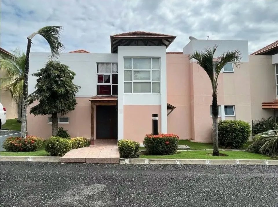 Venta Casa en Costa Blanca Decameron con Membresía de Golf y Club de P...