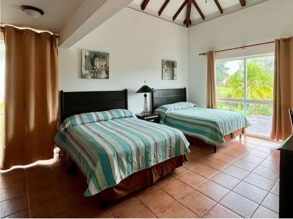 Venta Casa en Costa Blanca Decameron con Membresía de Golf y Club de Playa