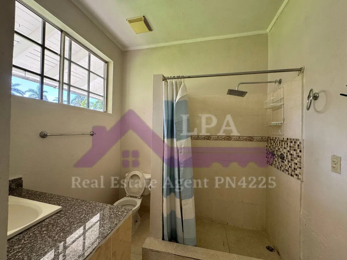 House for Rent in Howard