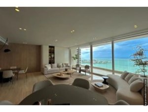 Apartamento à Venda