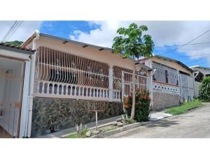 Venta de casa en Villa Lucre. MY