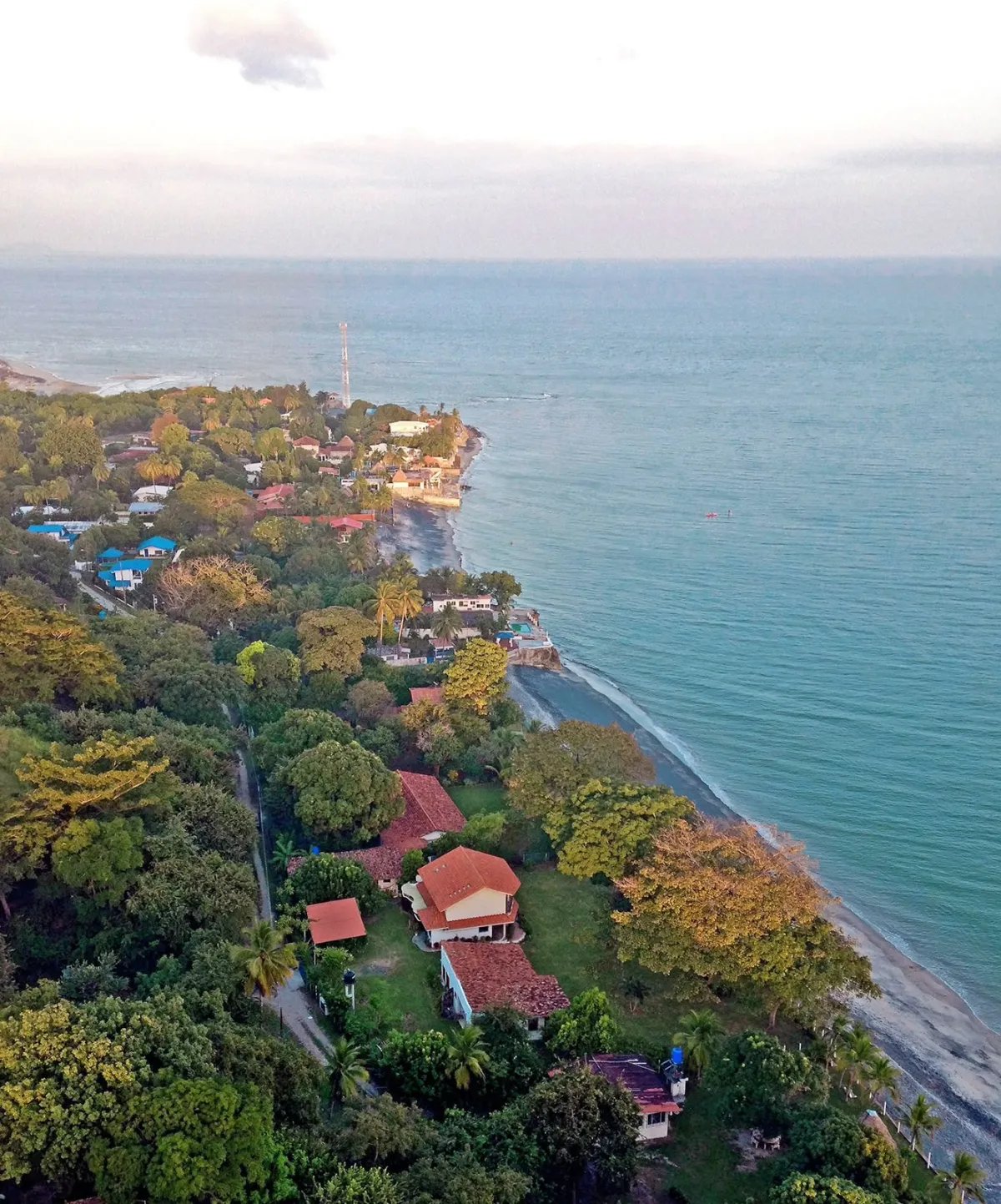 BEACHFRONT HOME FOR RENT IN PLAYA EL PALMAR, SAN CARLOS – CASA PALMAR