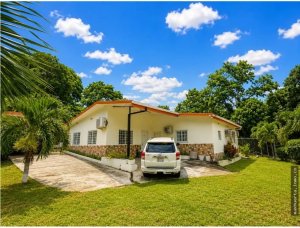 VENTA DE PROPIEDAD DE PLAYA EN SAN CARLOS