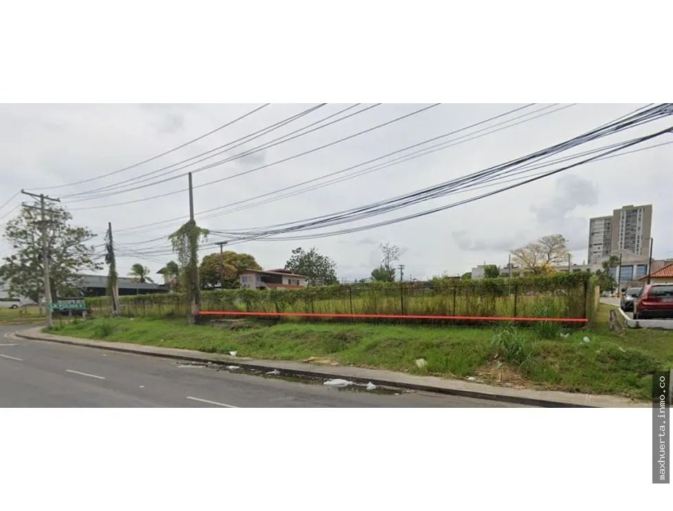 se vende Terreno frente via principal  ave. Domingo Diaz