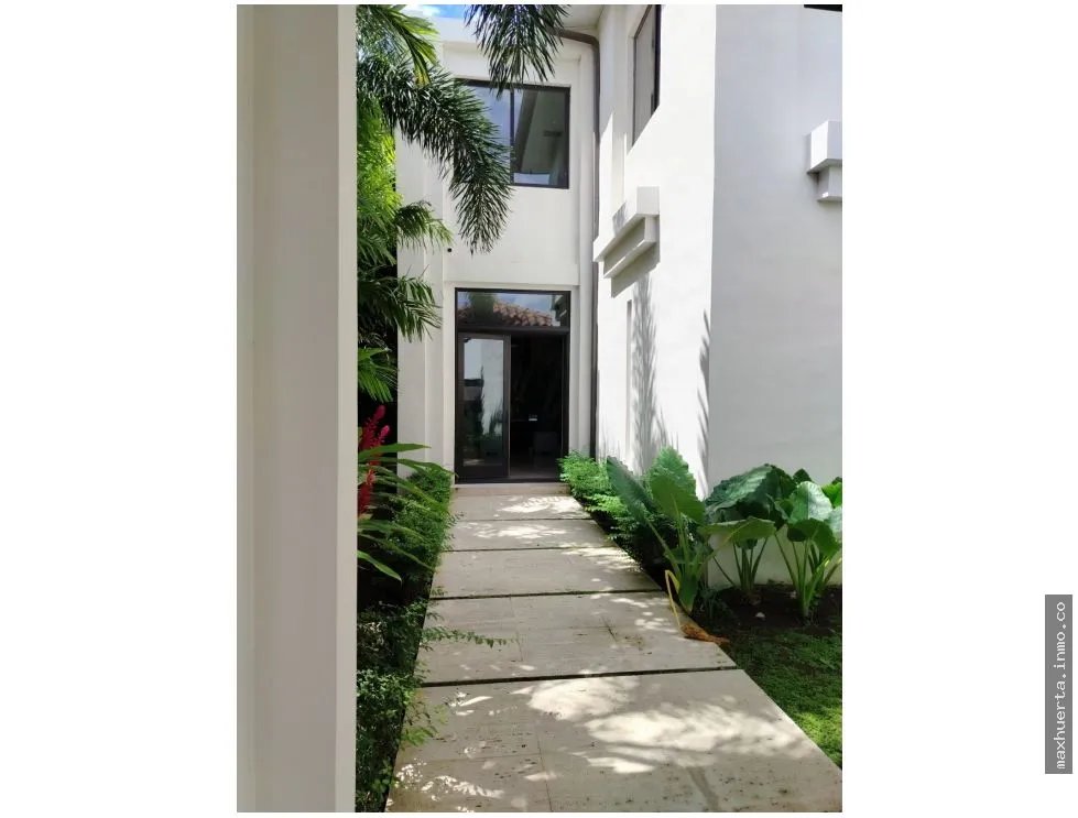 VENTA DE CASA EN BUENAVENTURA CON FRENTE DE MAR