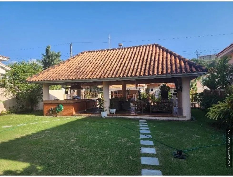 Venta de casa en Fuente del Fresno, Altos de Panama, Condado del Rey