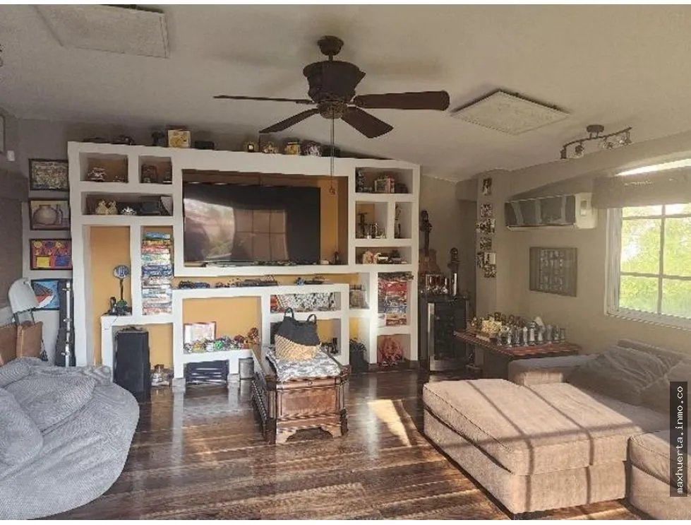 Venta de casa en Fuente del Fresno, Altos de Panama, Condado del Rey