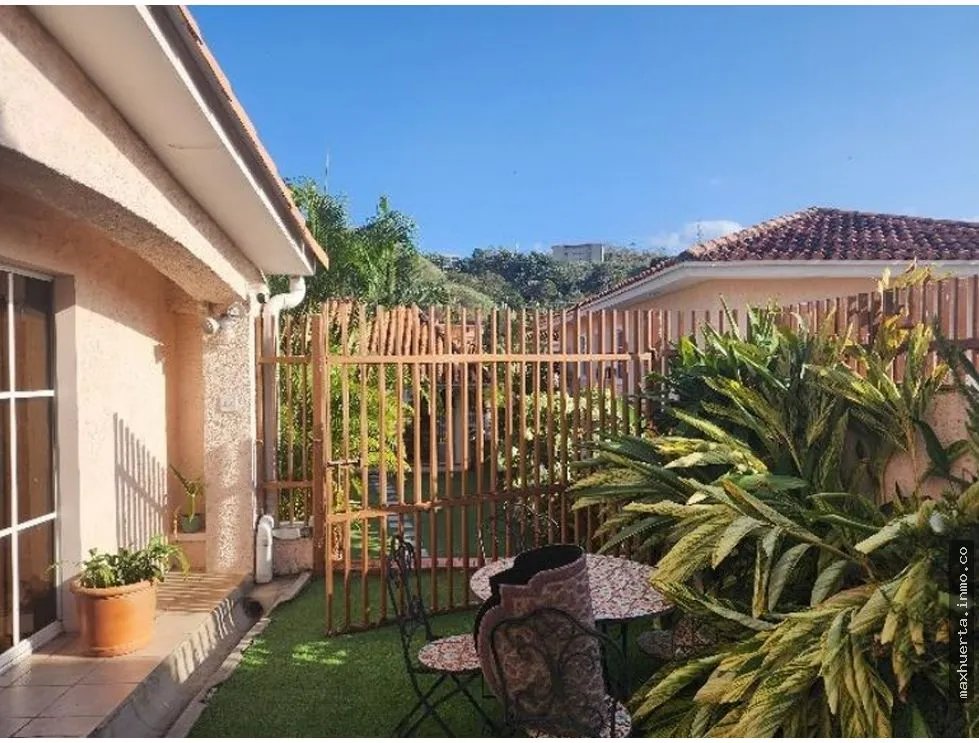 Venta de casa en Fuente del Fresno, Altos de Panama, Condado del Rey