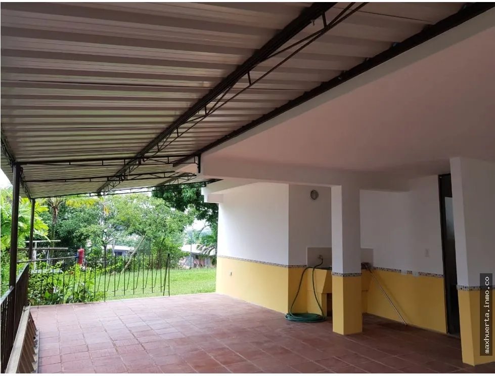 Vendo casa en Villa Caceres, Betania