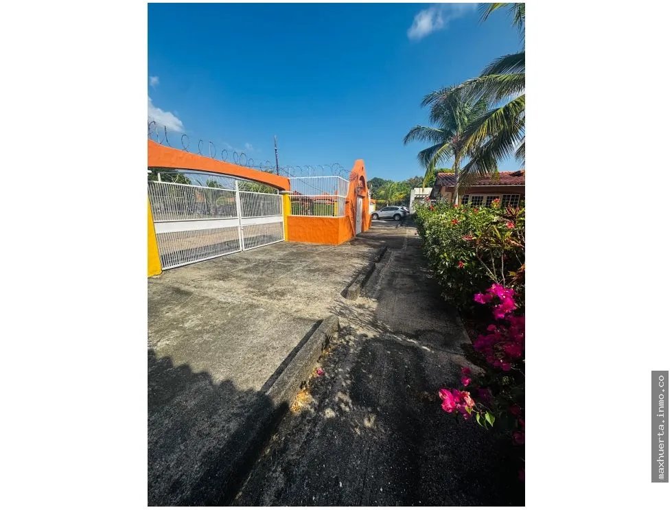 VENTA DE COMPLEJO RESIDENCIAL TIPO PH FAMILIAR EN CORONADO