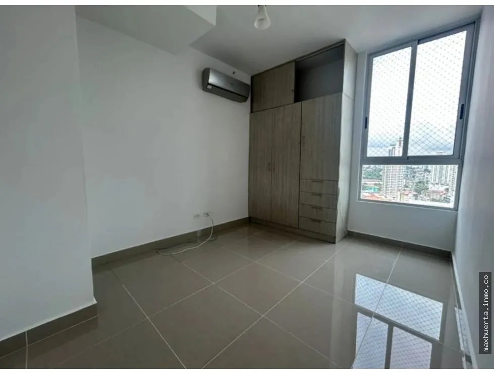 se vende apartamento en Bella Vista