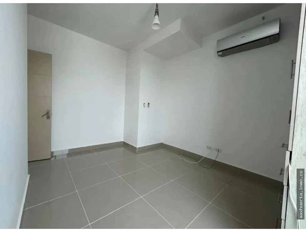 se vende apartamento en Bella Vista