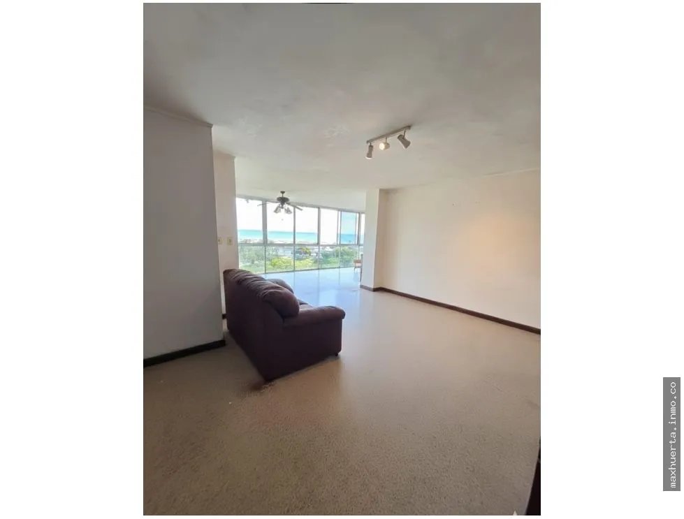 Venta apartamento en Ave. Balboa, PH Bella vista