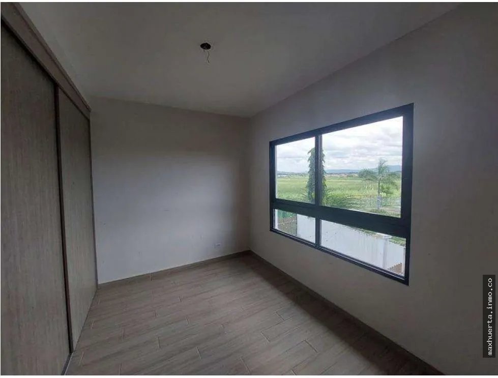 Se vende hermosa casa en Costa Sur