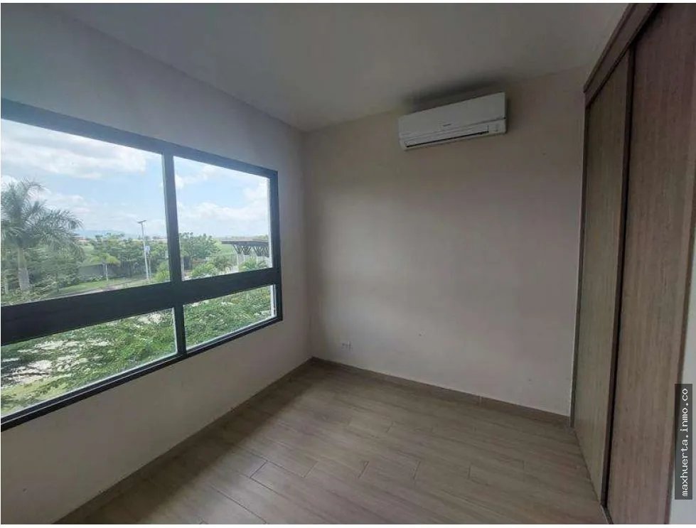 Se vende hermosa casa en Costa Sur