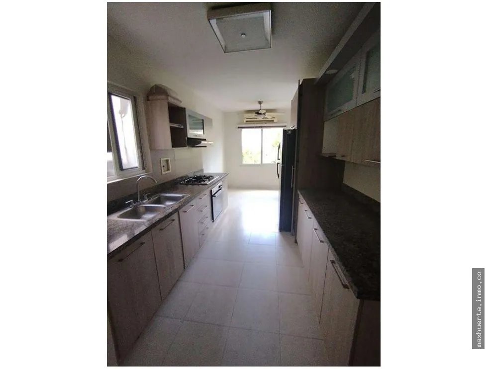 se vende hermosa casa en Versalles