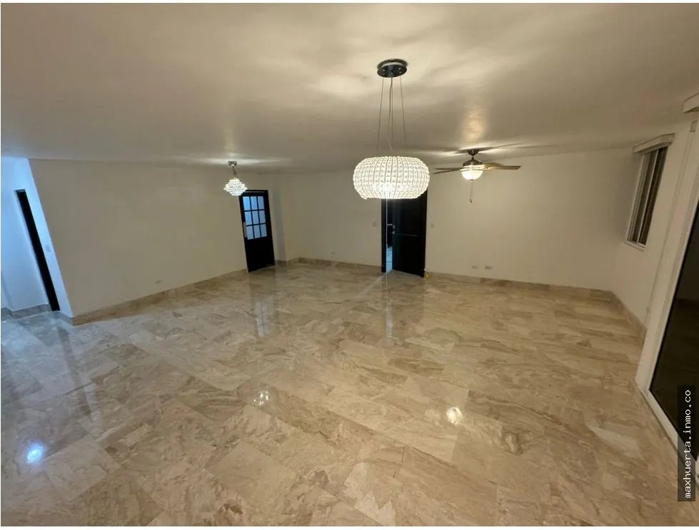 VENTA DE APARTAMENTO DE 3 RECAMARAS EN OBARRIO