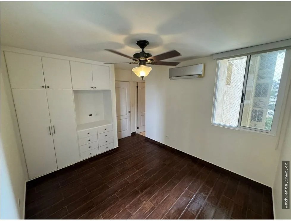 VENTA DE APARTAMENTO DE 3 RECAMARAS EN OBARRIO