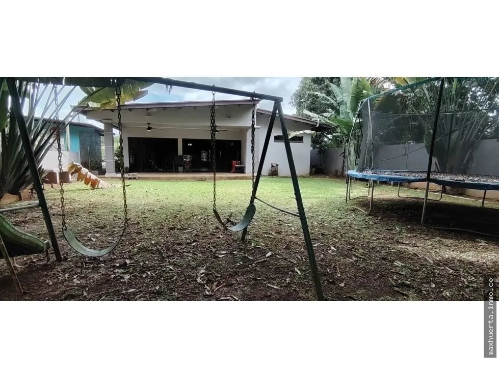 se vende hermosa casa EN REMATE  vista alegre arraijan