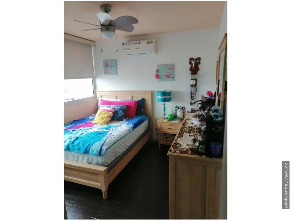 VENDO O ALQUILO APARTAMENTO PH PORTOALEGRE
