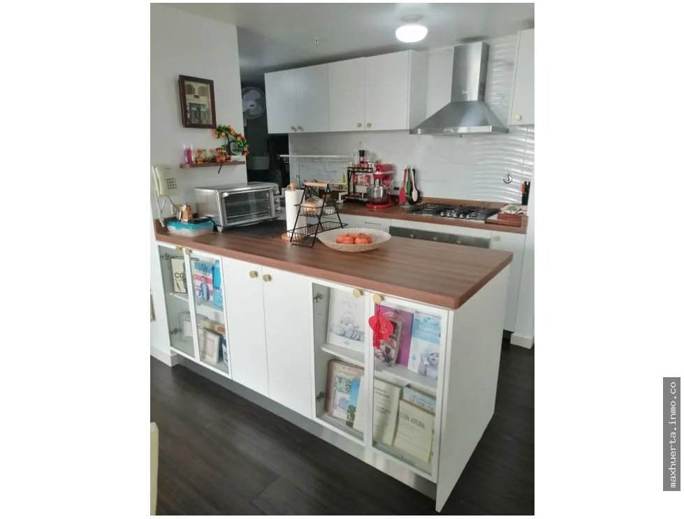 VENDO O ALQUILO APARTAMENTO PH PORTOALEGRE