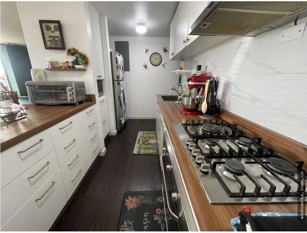 VENDO O ALQUILO APARTAMENTO PH PORTOALEGRE