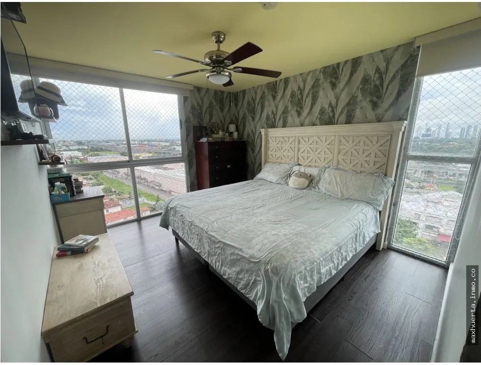 VENDO O ALQUILO APARTAMENTO PH PORTOALEGRE