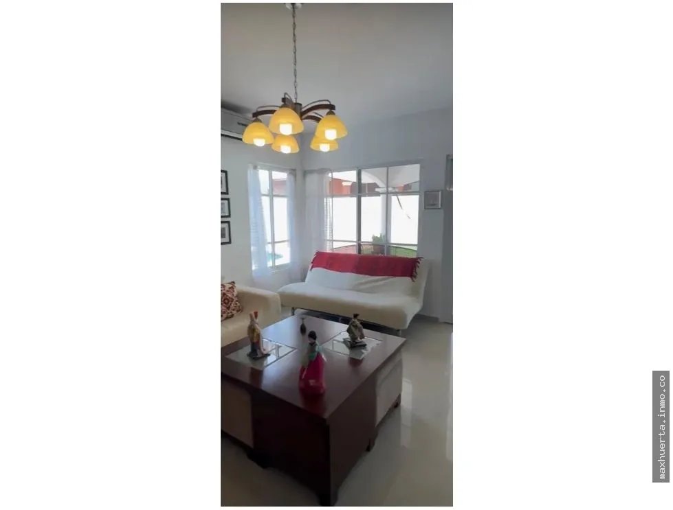VENDO CASA EN PALMERAS - COSTA DEL ESTE