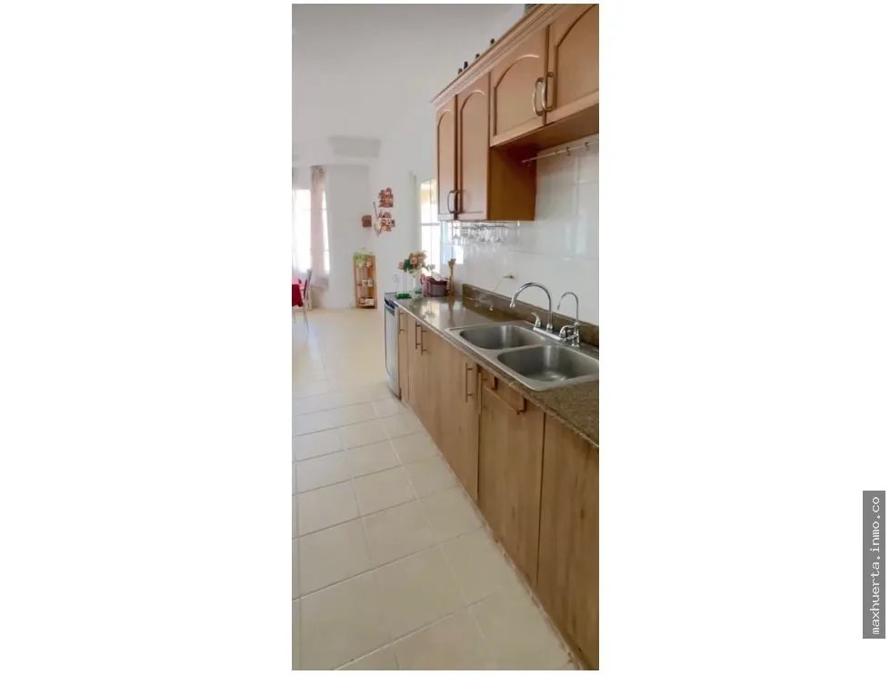 VENDO CASA EN PALMERAS - COSTA DEL ESTE